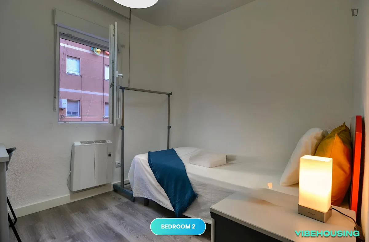 22VH2 · Room 2 · photo 1