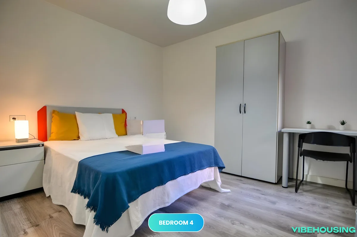 22VH4 · Room 4 · photo 1