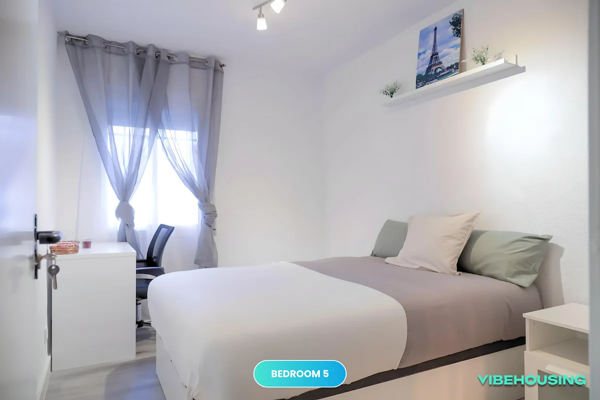 10VH5 · Room 5 · photo 1