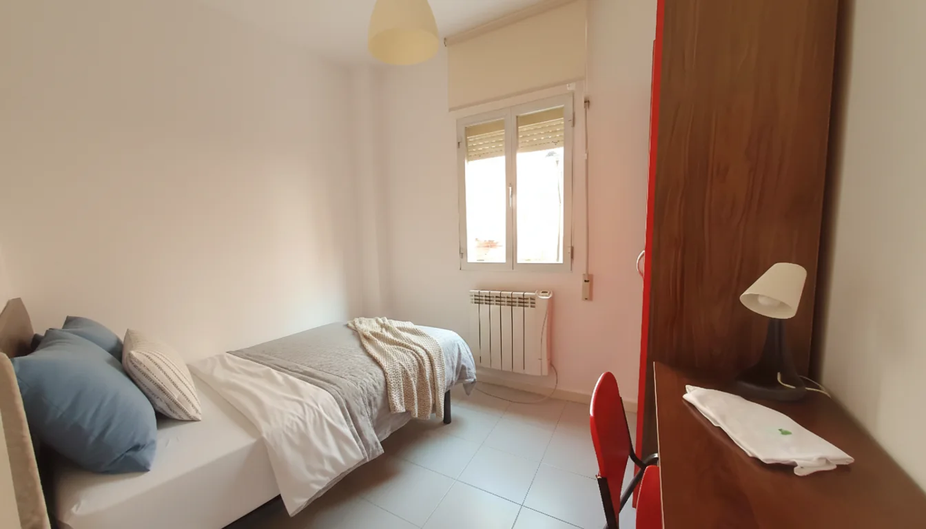 24VH2 · Room 2 · photo 1