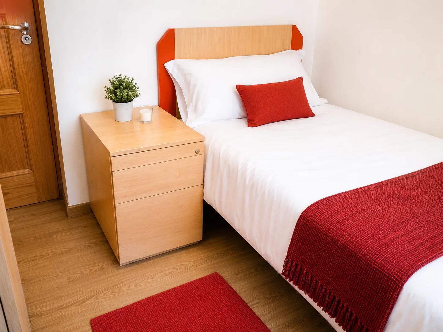 4VH3 · Room 3 · photo 1